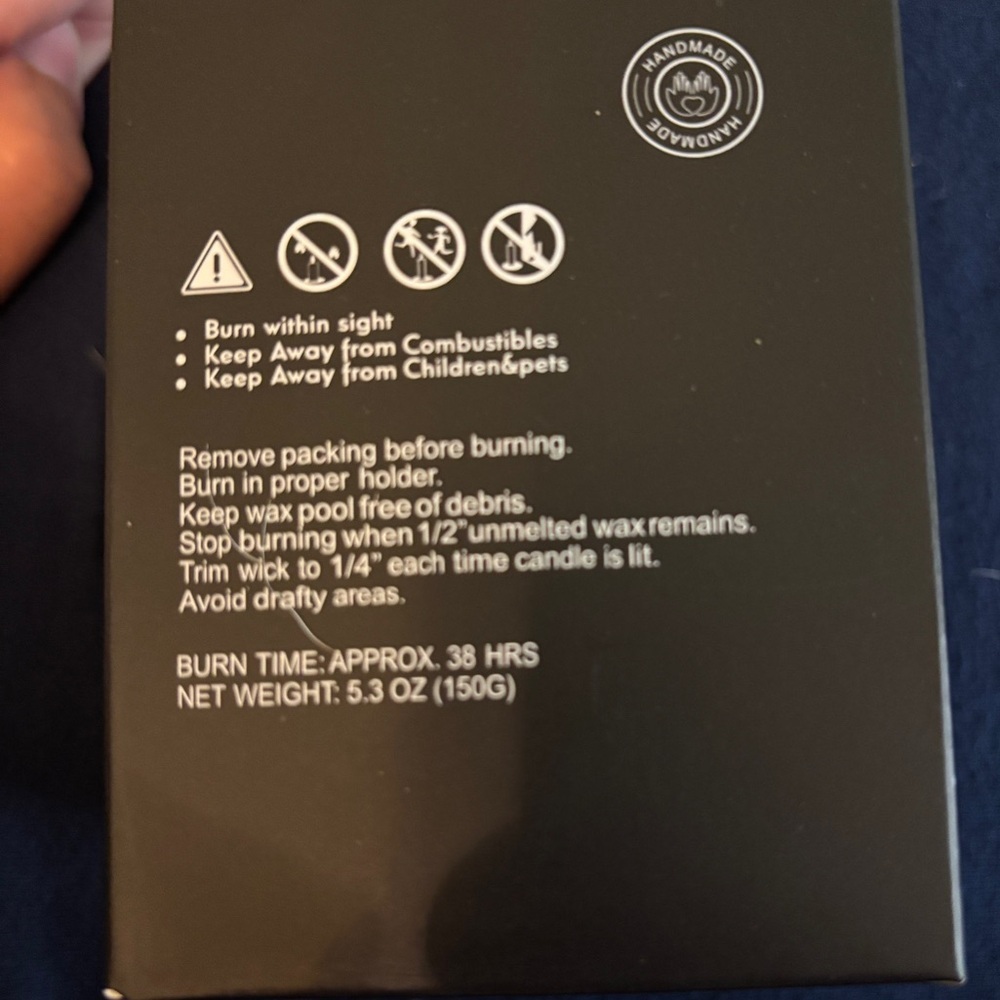 🎁 Hilarious Fart Humor Candle - "Light This When You Fart" | New in Box! - Picture 2 of 3
